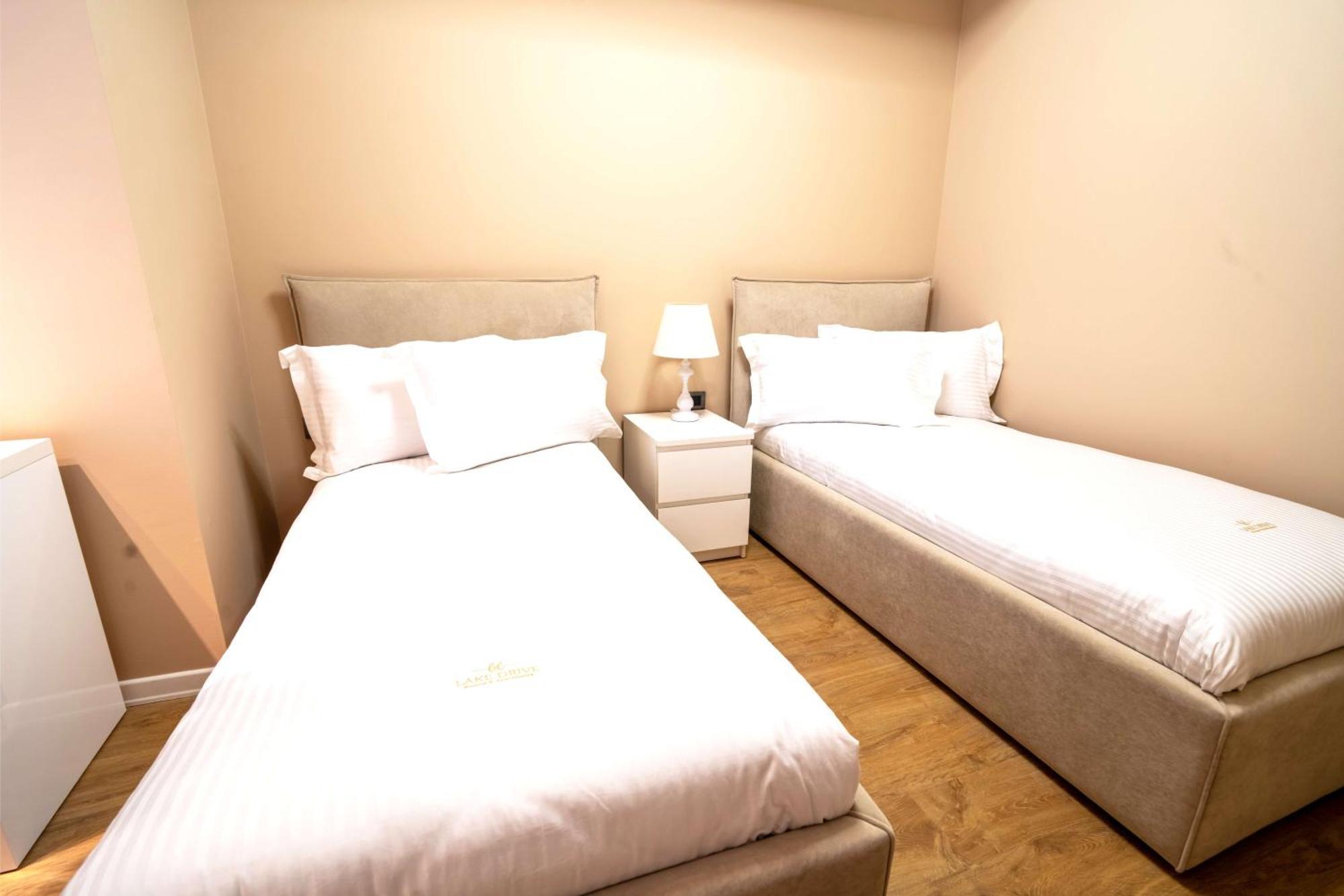 Lake Drive Rooms&Apartments Tiran Dış mekan fotoğraf
