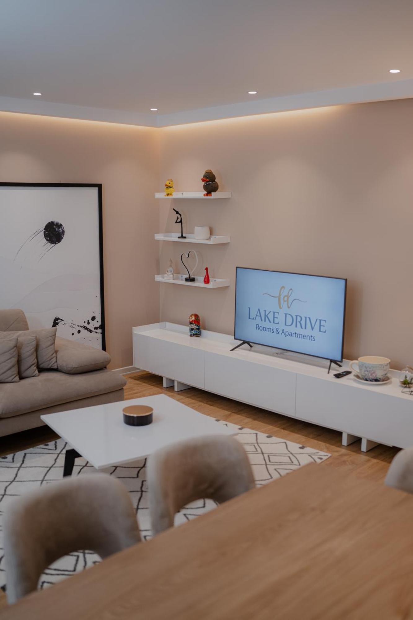 Lake Drive Rooms&Apartments Tiran Dış mekan fotoğraf